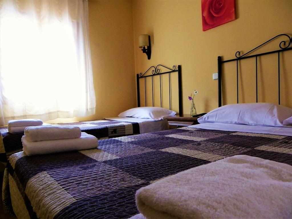 Hostal Alt Pirineu Soriguera Dış mekan fotoğraf